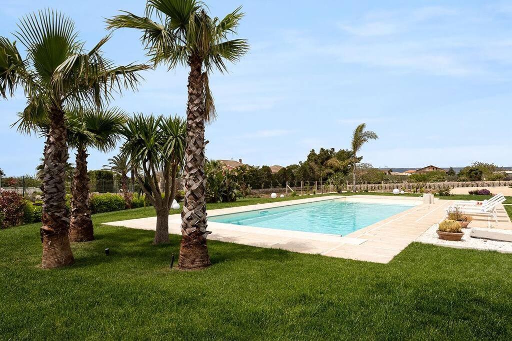 Villa Paradiso With Private Pool, Bbq Area, Huge Garden And Free Parking Modica Luaran gambar