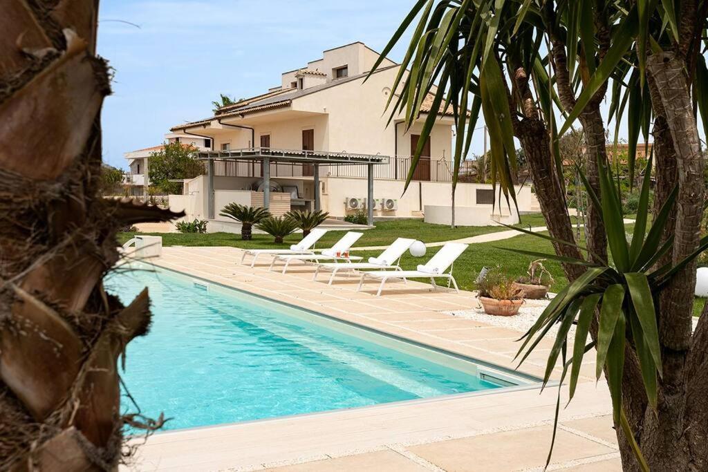 Villa Paradiso With Private Pool, Bbq Area, Huge Garden And Free Parking Modica Luaran gambar